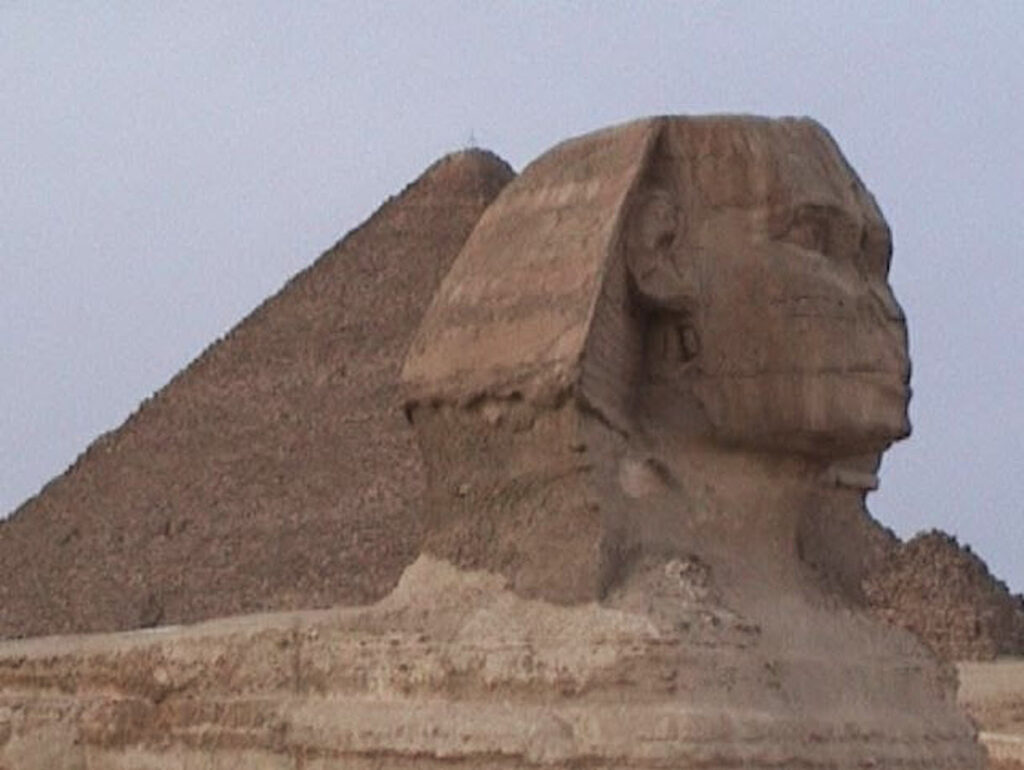 Sphinx - Pyramid of Cheops